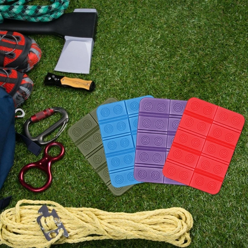 Folding Sit Pad Waterproof Seats Pad Camping Moistureproof Seats Pad Foldable Cushions Outdoor Picnics Sitting Pad Enduring