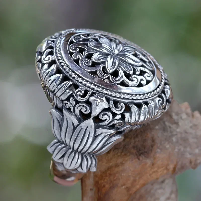 Cao Shi 2026 New Cross Iris Ring Personalized Hip Hop Retro Vintage Old Style Palace Style Gift Lotus Flower Jewelry Wholesale