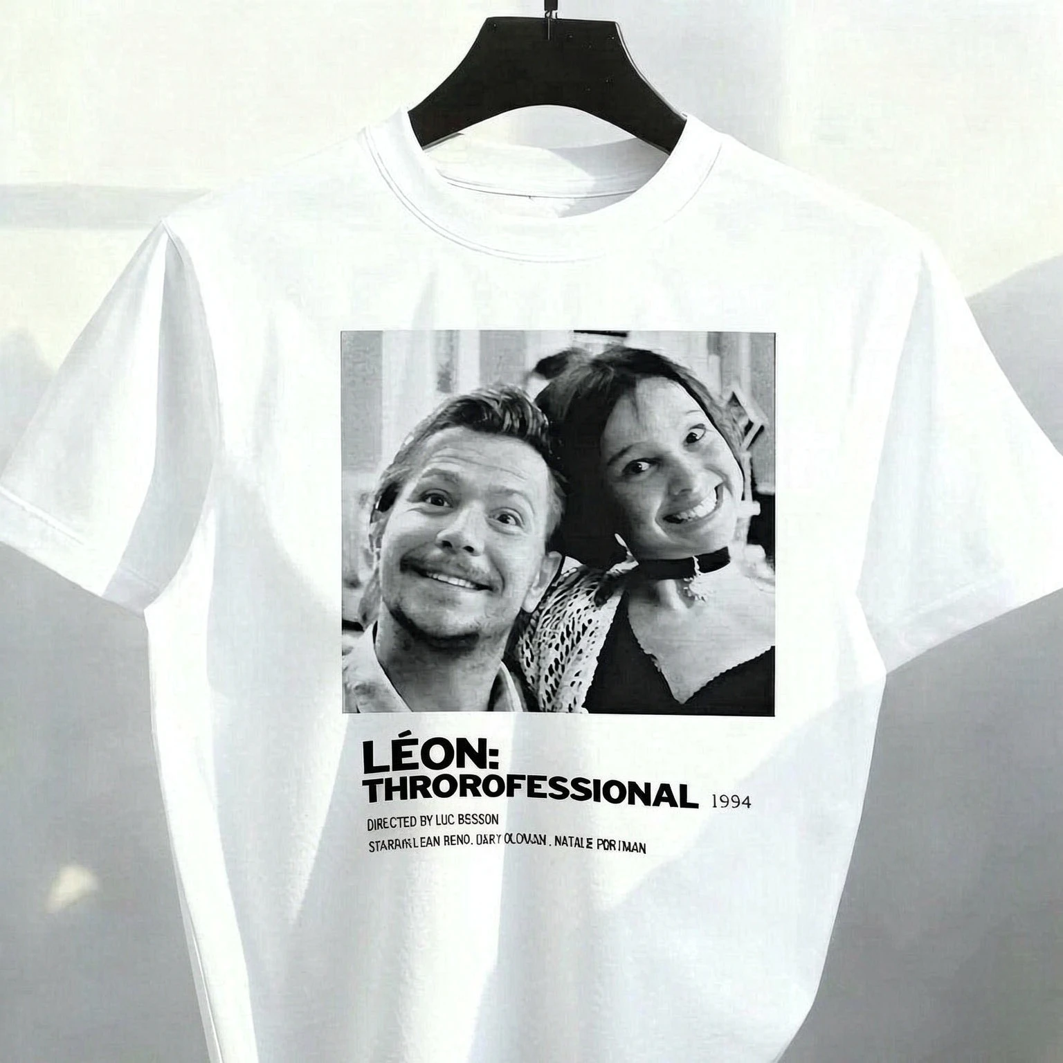 Léon Vintage T-shirt Movie The Professional Luc Besson Jean Reno 1994 Classic Film Cotton Men T Shirt New TEE TSHIRT Womens Tops