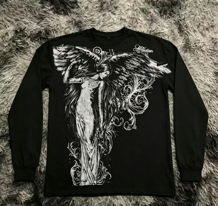 Unisex Gothic Wing Pattern Long Sleeved T-shirt Polyester Fiber Round Neck Loose T-shirt Street Wear Casua Oversized TShirt Y2k