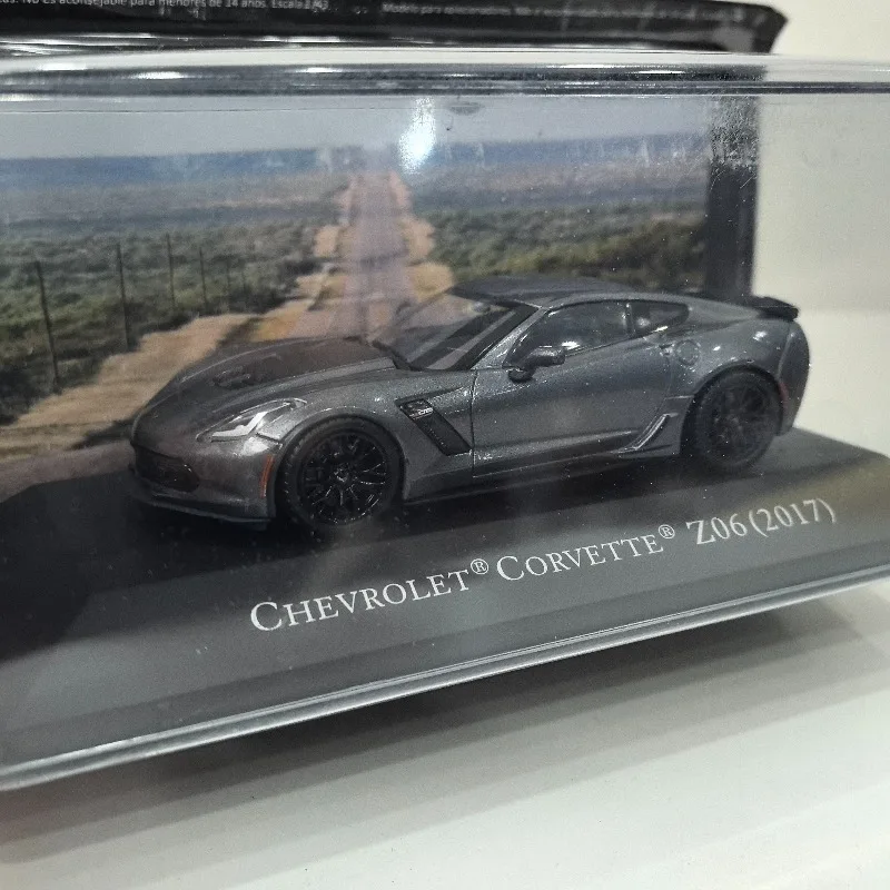 Modelo de Auto de Aleación a Escala 1:43 de CHEVROLET CORVETTE Z06 2017 de Diecast IXO