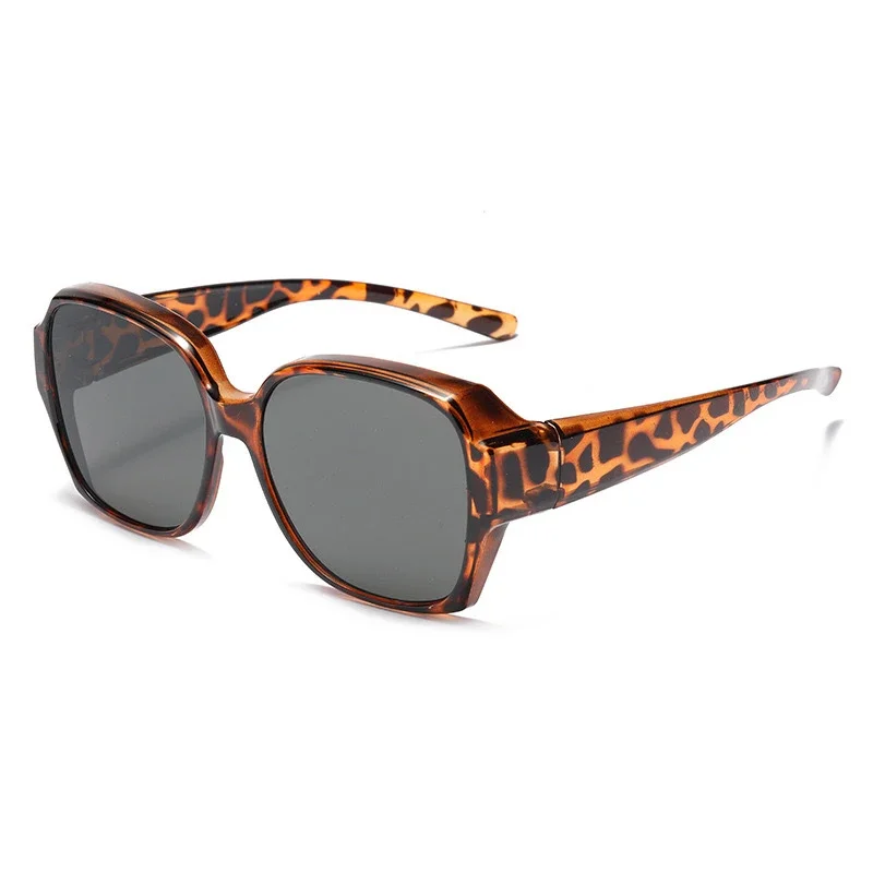 Fashion Round Polarized Sunglasses Cover Over Myopia Prescription Glasses Portable Men Women Vintage Fishing Driving Eyewear image 5