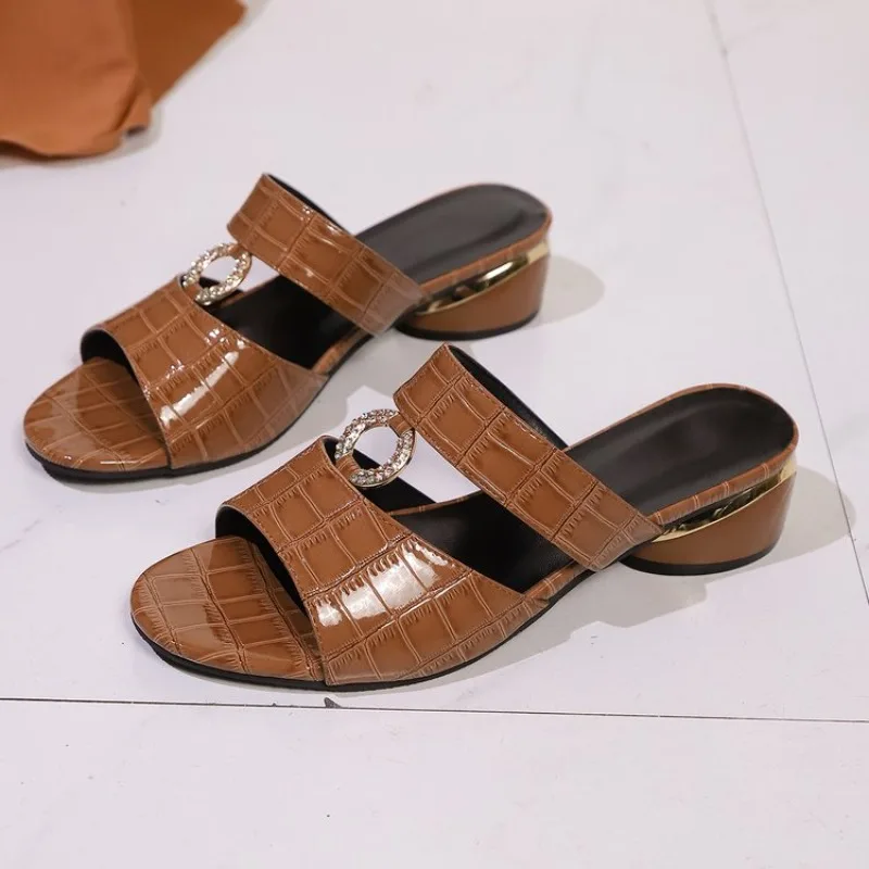 

Women's Slippers High Quality Soft Leather Slippers 2026Summer Open-toe Beach Slippers for Women Comfortable Flat Sandals Slides