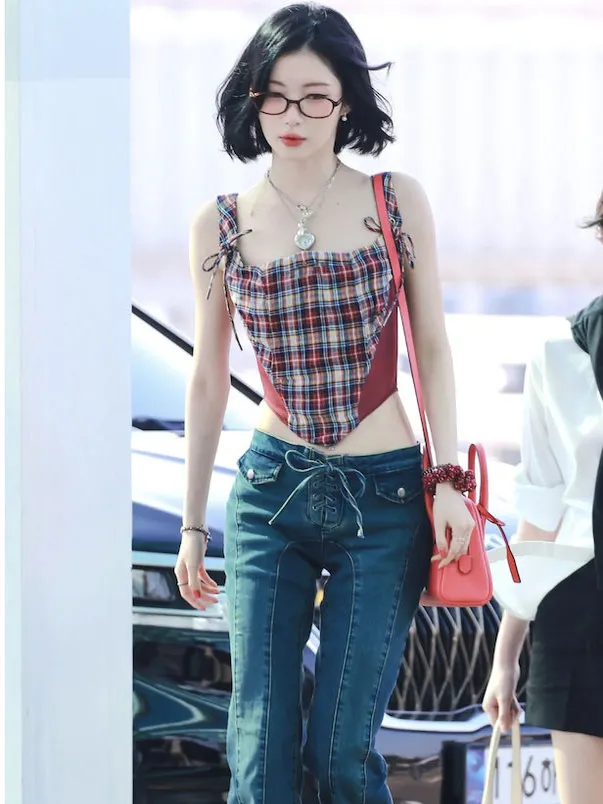 Cseta Regata de Verão com Estampa de Xadrez e Laço em Forma de Borboleta para Mulheres Jovens Estilo Retrô em Fibra de Pol...