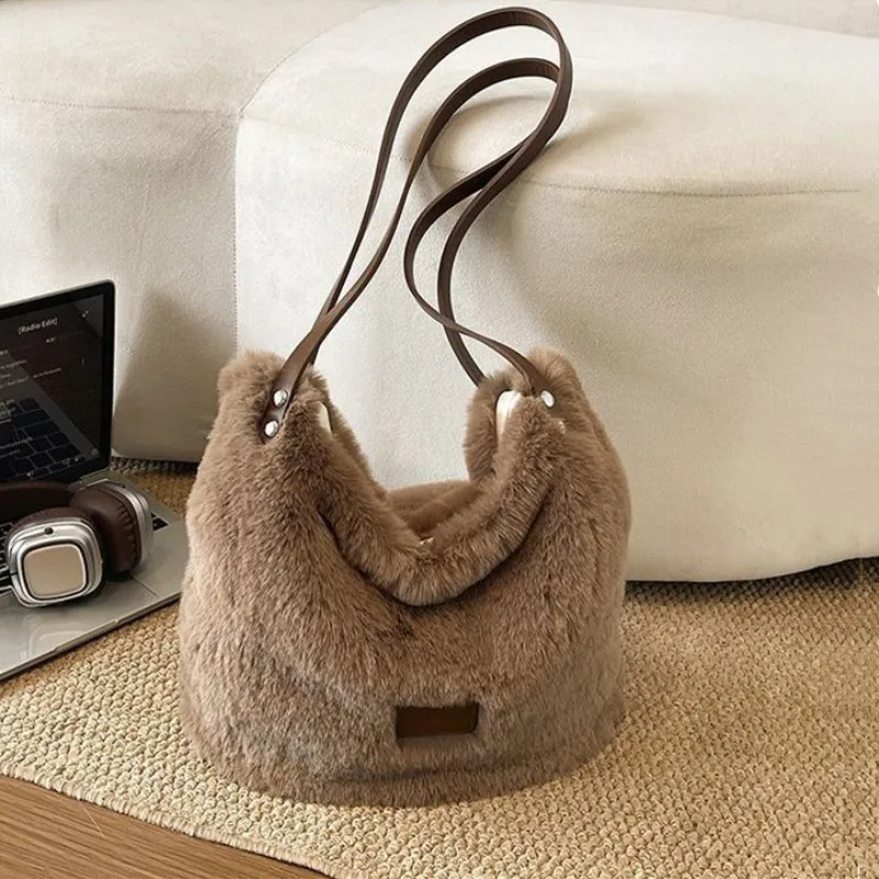 Leopard Print Faux Fur Shoulder Bag Women New Plush Handbag Commuting Large Capacity Tote Bag Guangzhou High Quality Bag