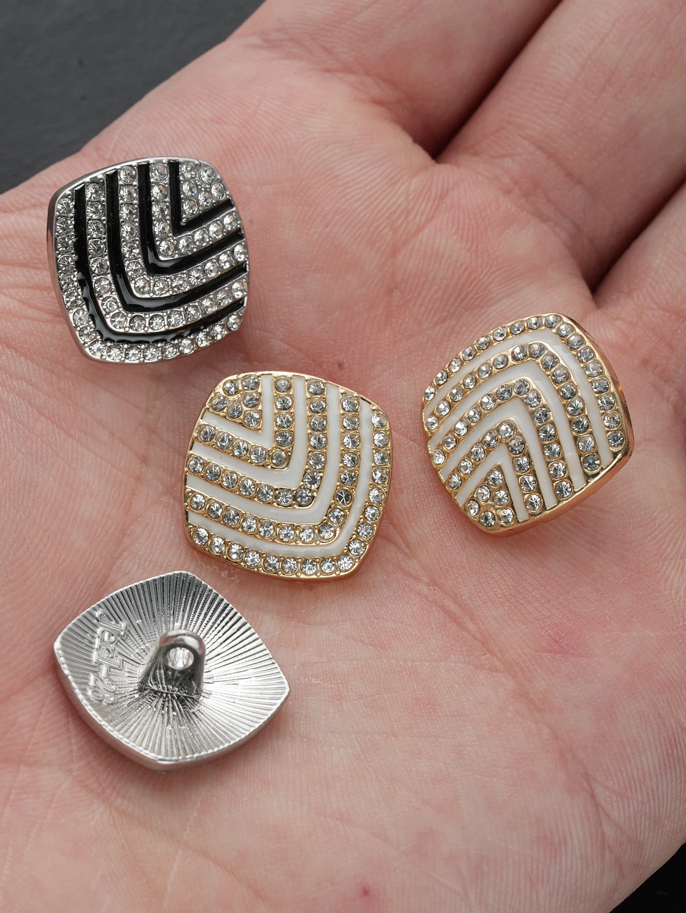 

10 шт., капельное масло, инкрустированная бриллиантами, металлическая пуговица, сшитая вручную декоративная пуговица, декоративные аксессуары ручной работы «сделай сам»