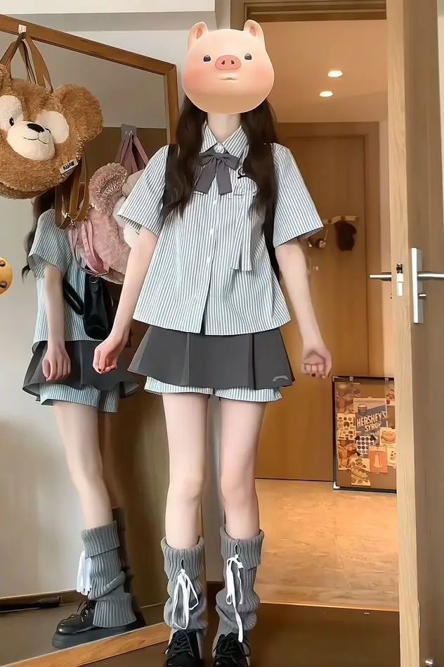 

Japan Retro College Girl Striped V-Neck Tie Shirt + Black High-Waisted Skirt 2026 New