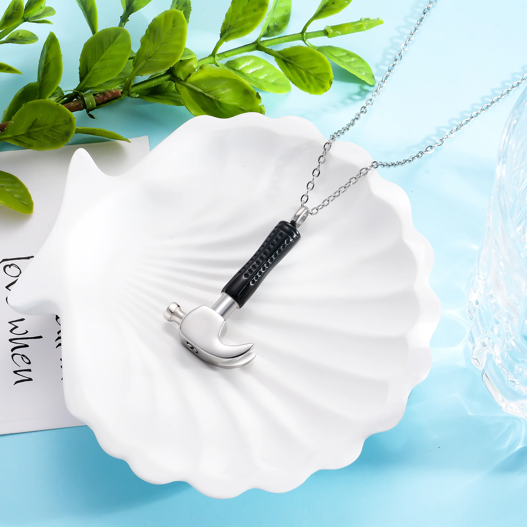 Schraubenschlüssel-Urnen-Halskette aus Edelstahl mit Herz, Einäscherungsanhänger für Asche, Andenken-Schmuck für Männer, Trichter-Werkzeug – Detail 2