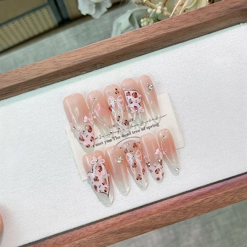 10pcs Handmade Press-on Nails Featuring Hand-painted Heart-shaped Leopard Print Sweet and Edgy Style High-quality Press-on Nails