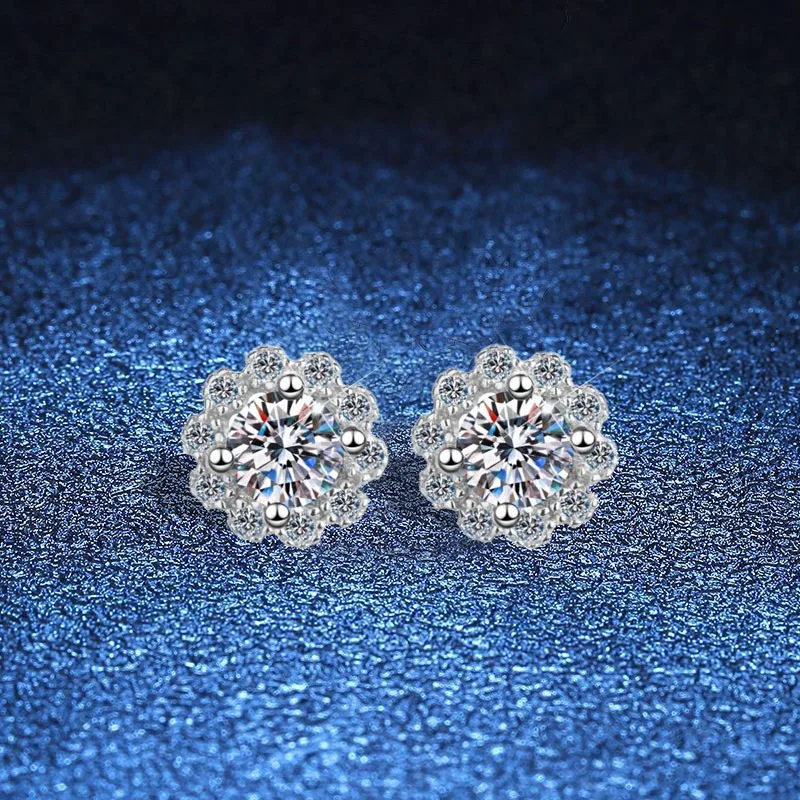 

S925 Sterling Silver Daisy Earrings 1ct Moissanite 4-Prong Setting Dainty Elegant Jewelry Gift for Women