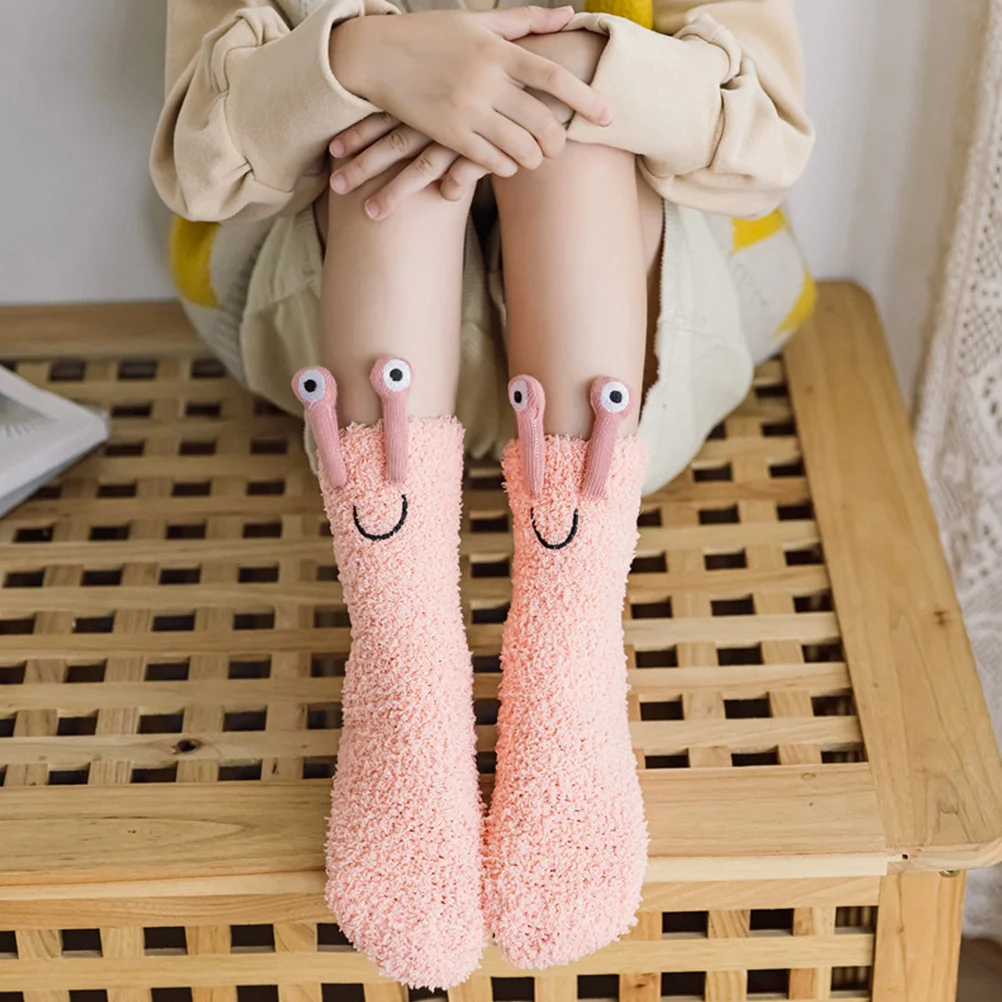 

1 Pair Coral Fleece Non-Slip Slippers For Women Warm Comfortable Sleep Winter Fall Fashionable Home Wear Socks With Grips Ankle