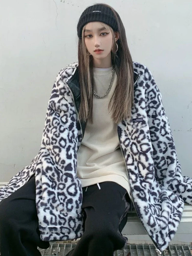 ファッション女性厚手レオパード柄フェイクラムファーコート雪ルーズ裏地リバーシブルウェアコート女性冬暖かいレザージャケット