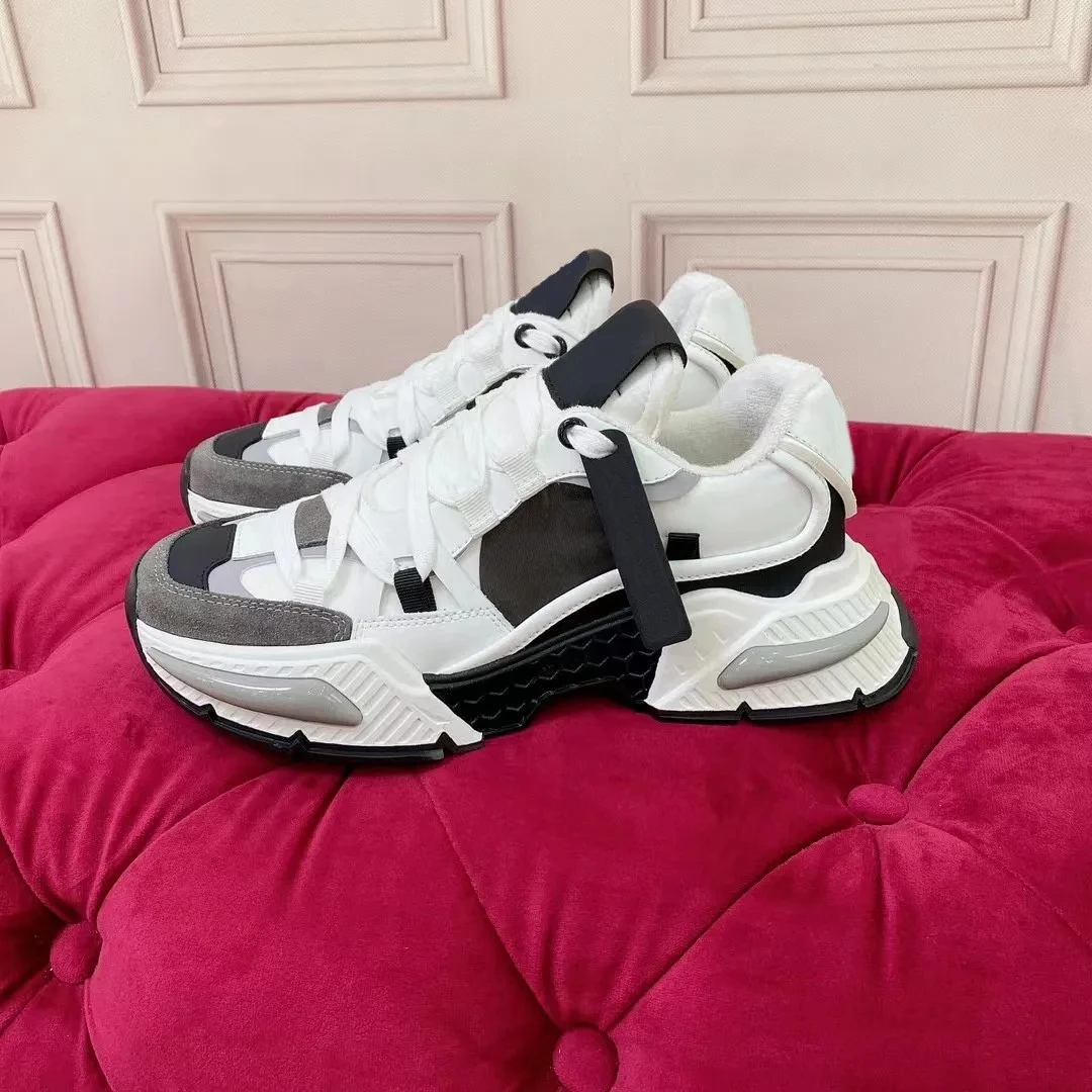 

Men's shoes autumn 2025 new breathable casual sports shoes anti slip soft sole white shoes men's trendy dad shoes women