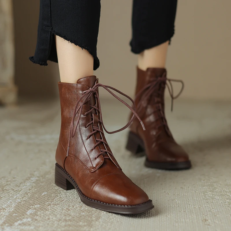 2024 Winter Retro Women Boots Lace Up Chelsea Boots Round Toe Women Shoes Short Boots Genuine Leather Ankle Boots Western Boots