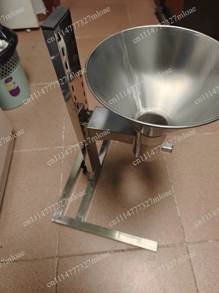 Stainless steel large diameter vacuum bag oil-proof sub-packaging artifact with bracket refueling funnel  Outlet diameter 2 cm,