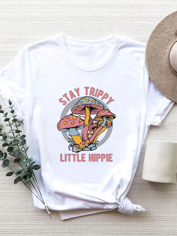 

Stay Trippy Little Hippie Funny Slogan Women T-shirt Vintage Fashion Street Casul Hip Hop Female Shirt Retro Popular Girl Tee