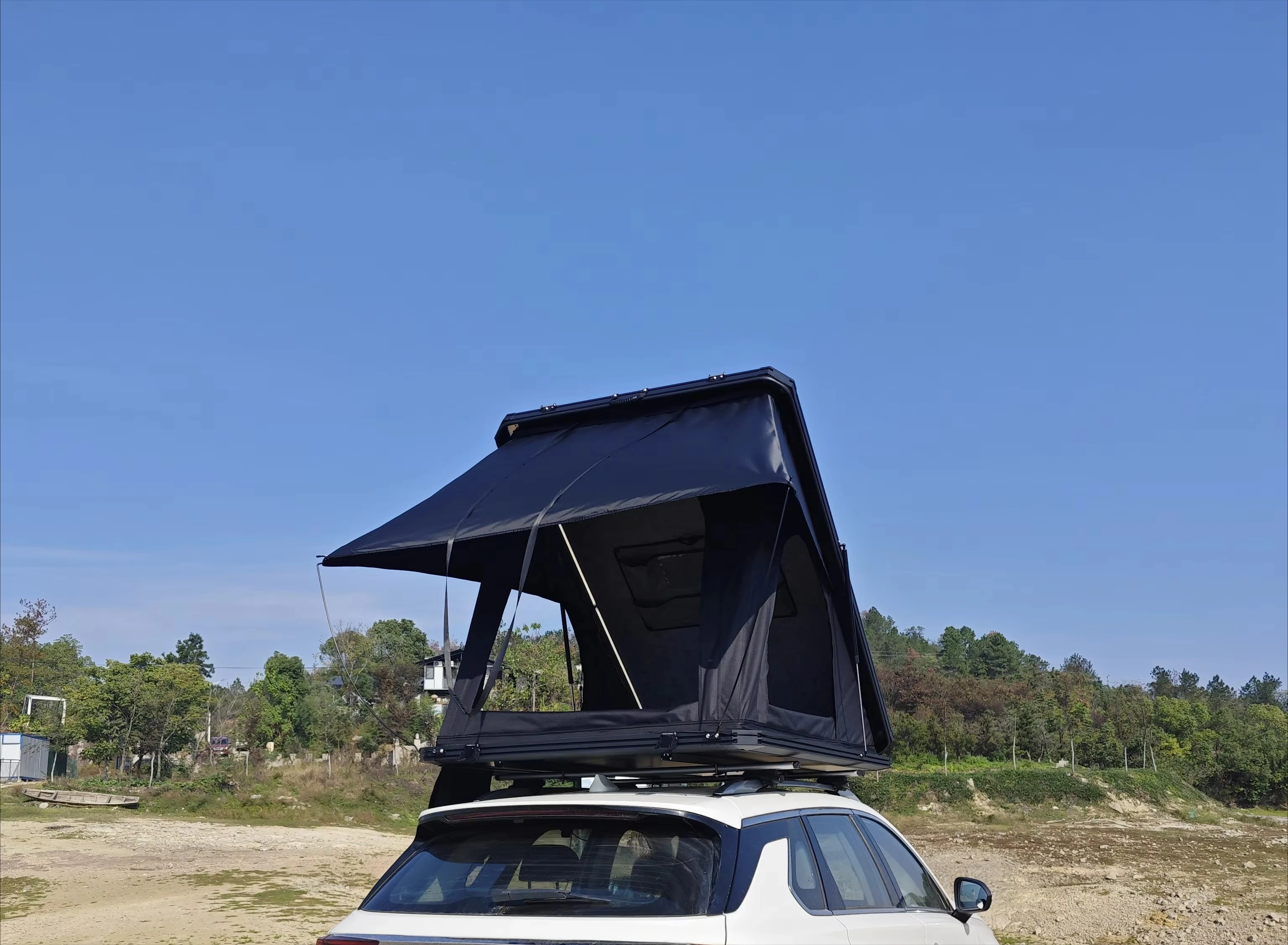 

Factory Direct Sale Canvas Roof Top Tent for 2 People Hard Shell Camping One Bedroom Structure Aluminium Roof
