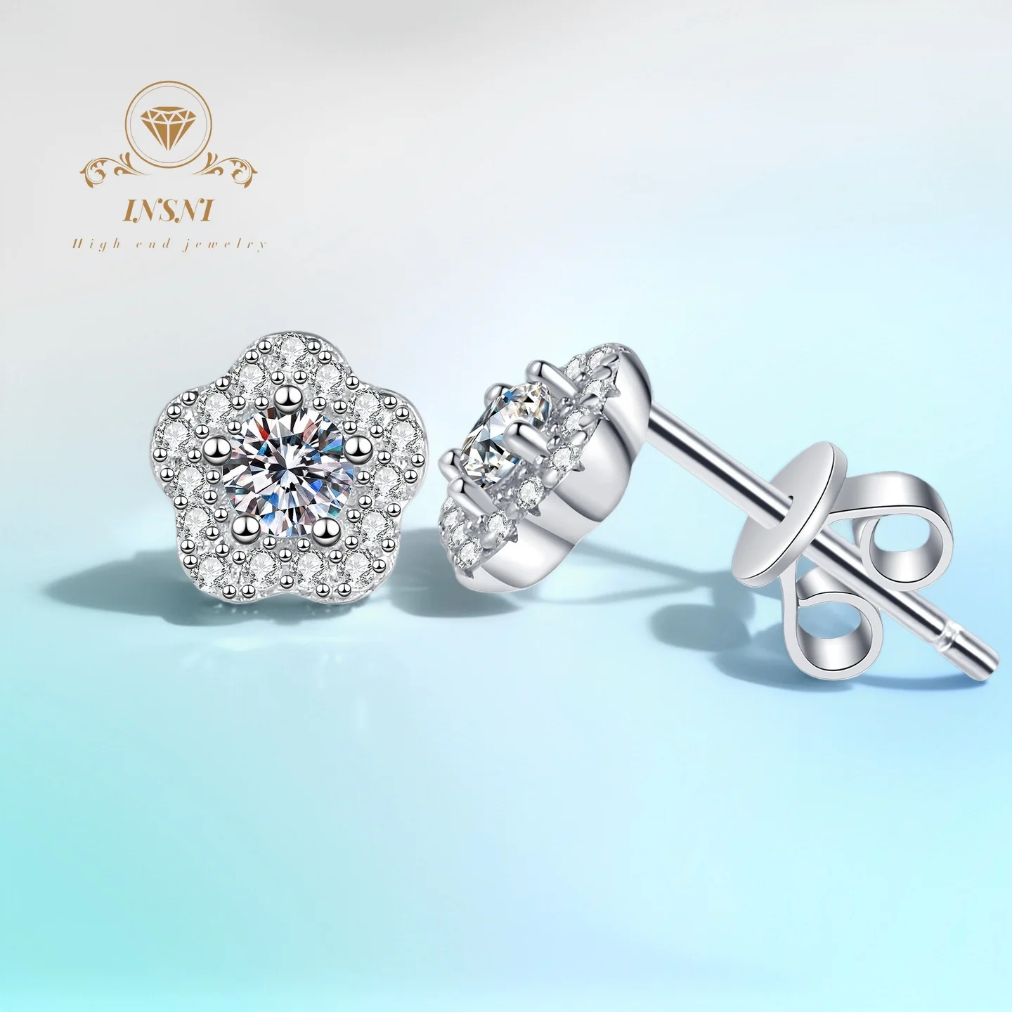 

Серьги-гвоздики из стерлингового серебра 925 пробы с муассанитом в форме цветка сливы, гипоаллергенные украшения для ухода за ушами, подарок для девушки при новом пирсинге