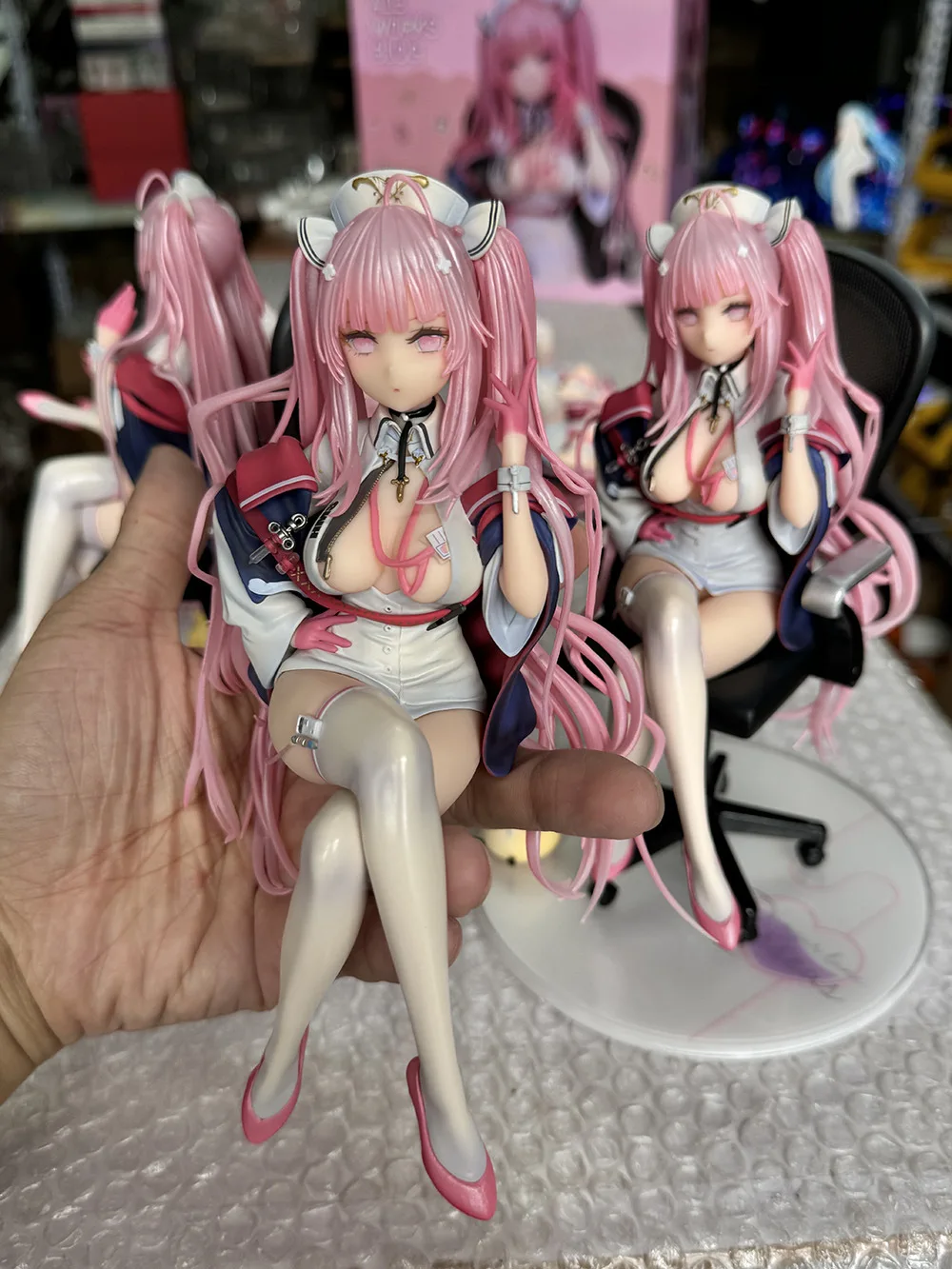 15cm Boxed Azur Lane HMS Perseus Figure Nurse Uniform Seated Pose Pre-Painted Statue Pink Hair Shipgirl Collectible