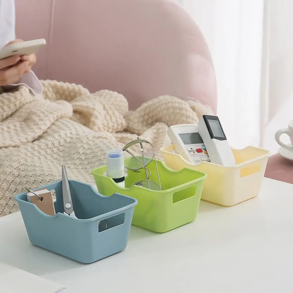 Portable Mini Storage Baskets Desktop Sundries Organizer Laundry Basket Plastic Cosmetic Makeup Sorting Basket with Handle