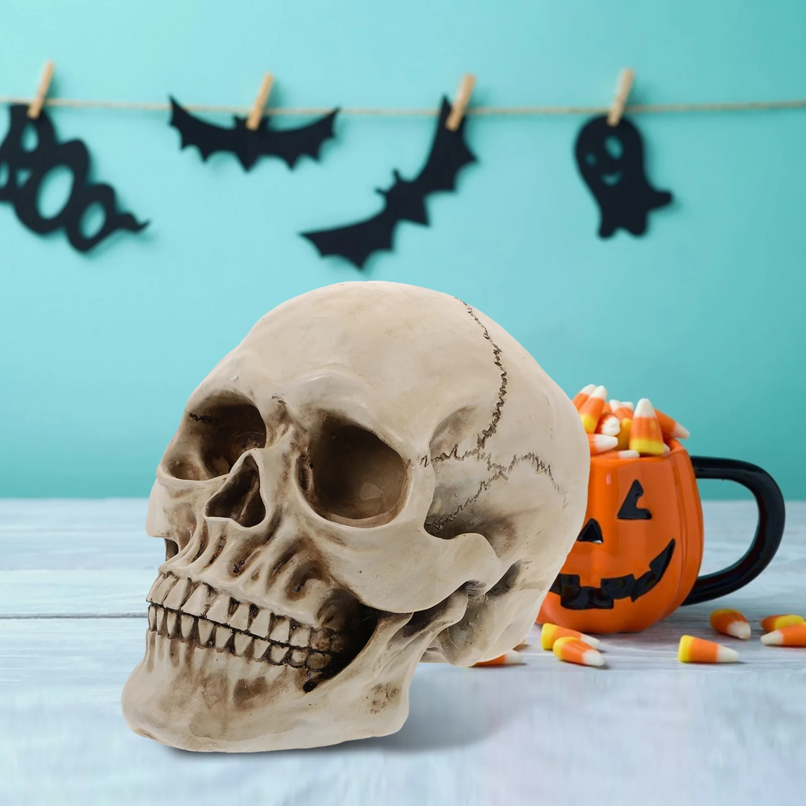 

1Pcs Resin Skull Head Safe Environmentally Friendly Halloween Adornment Halloween Skull Head Statue