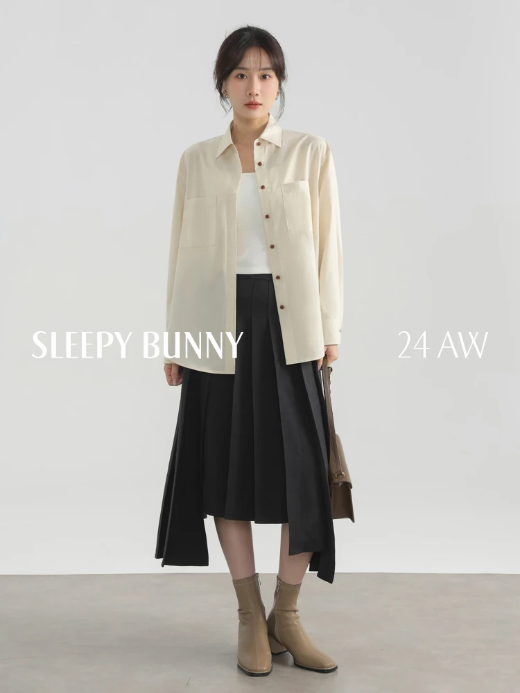 Elegant Vintage Loose Lapel Collar Shirt Top Women’s Autumn Commuter Casual Chic Long Sleeve Blouse for Layering and Daily Wear