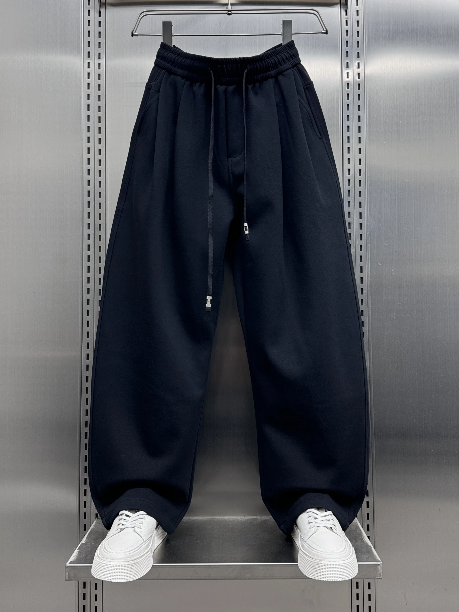 

Весна 2025: Мужские повседневные спортивные брюки большого размера, прямого кроя, модные, свободные, молодежные, энергичные, немнущиеся