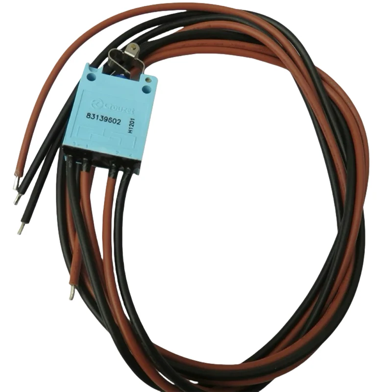 

1PCS/LOTS 100% French crouzet industrial micro switch 83139602 metal roller waterproof/dust explosion-proof IC Electronic compon