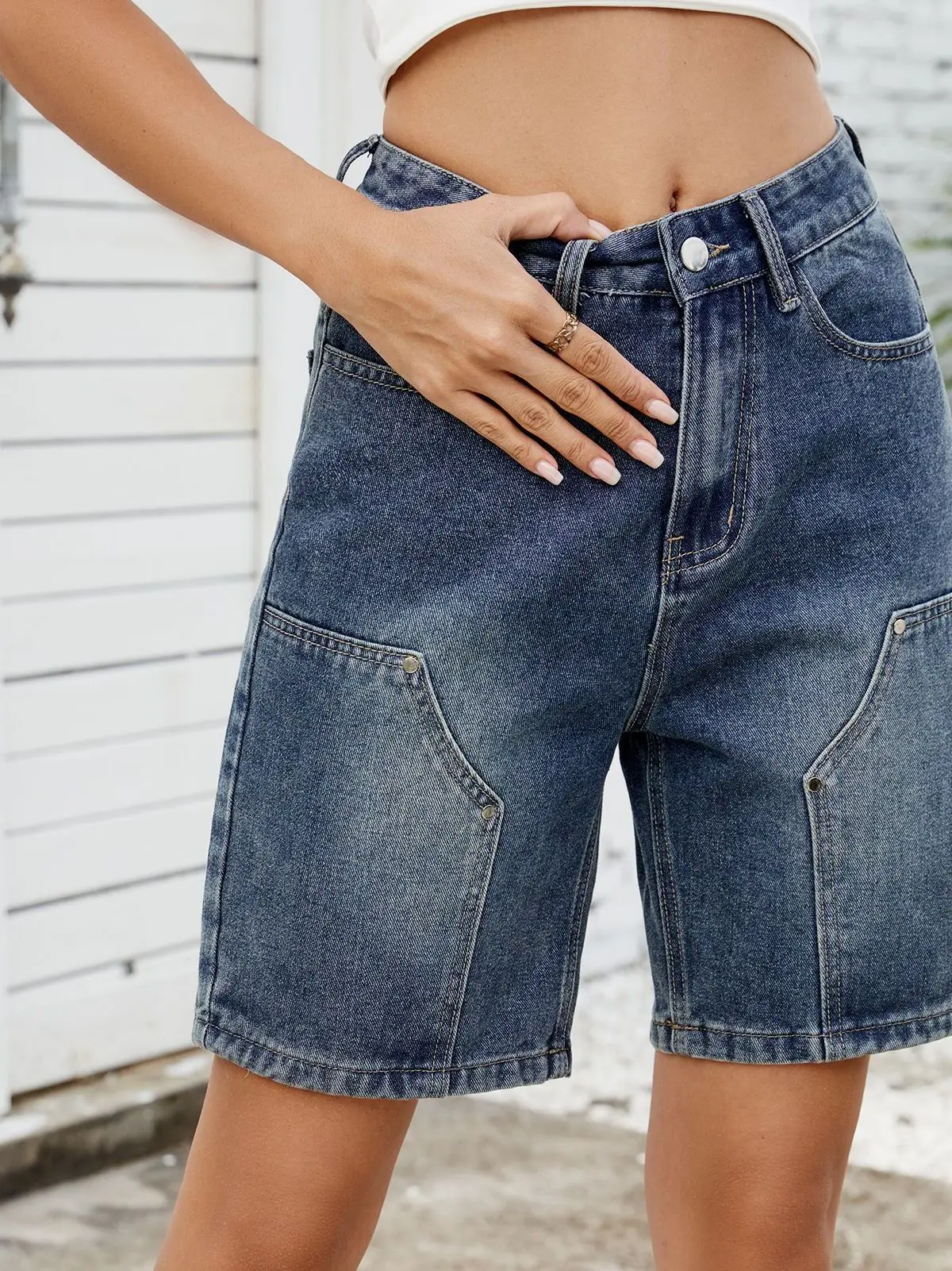 

Street Style Women's High Waist Jeans Cotton Denim Five-Point Pants Fashionable Washed out Summer Trendy Trousers