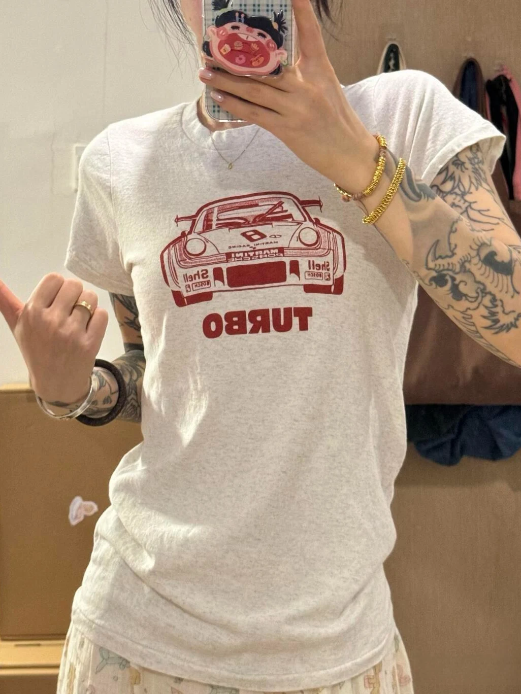 

Футболка Brandygirl American Retro Light с круглым вырезом и принтом красного автомобиля, повседневная универсальная женская хлопковая футболка с короткими рукавами