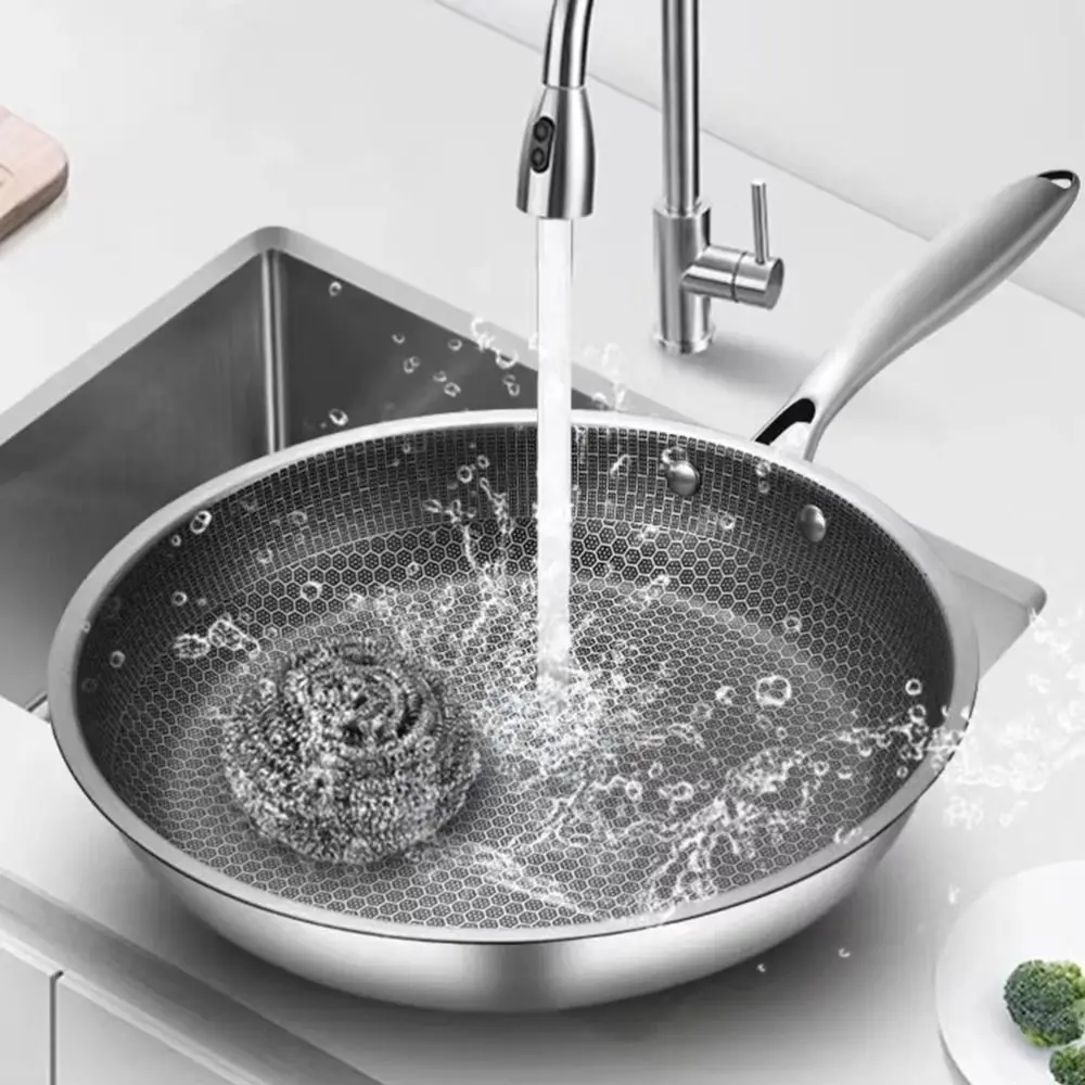 26/28/30cm Stainless Steel Frying Pan Durable Non-coated Surface Honeycomb Stir-Fry Pan Thickened Base Multi-functional