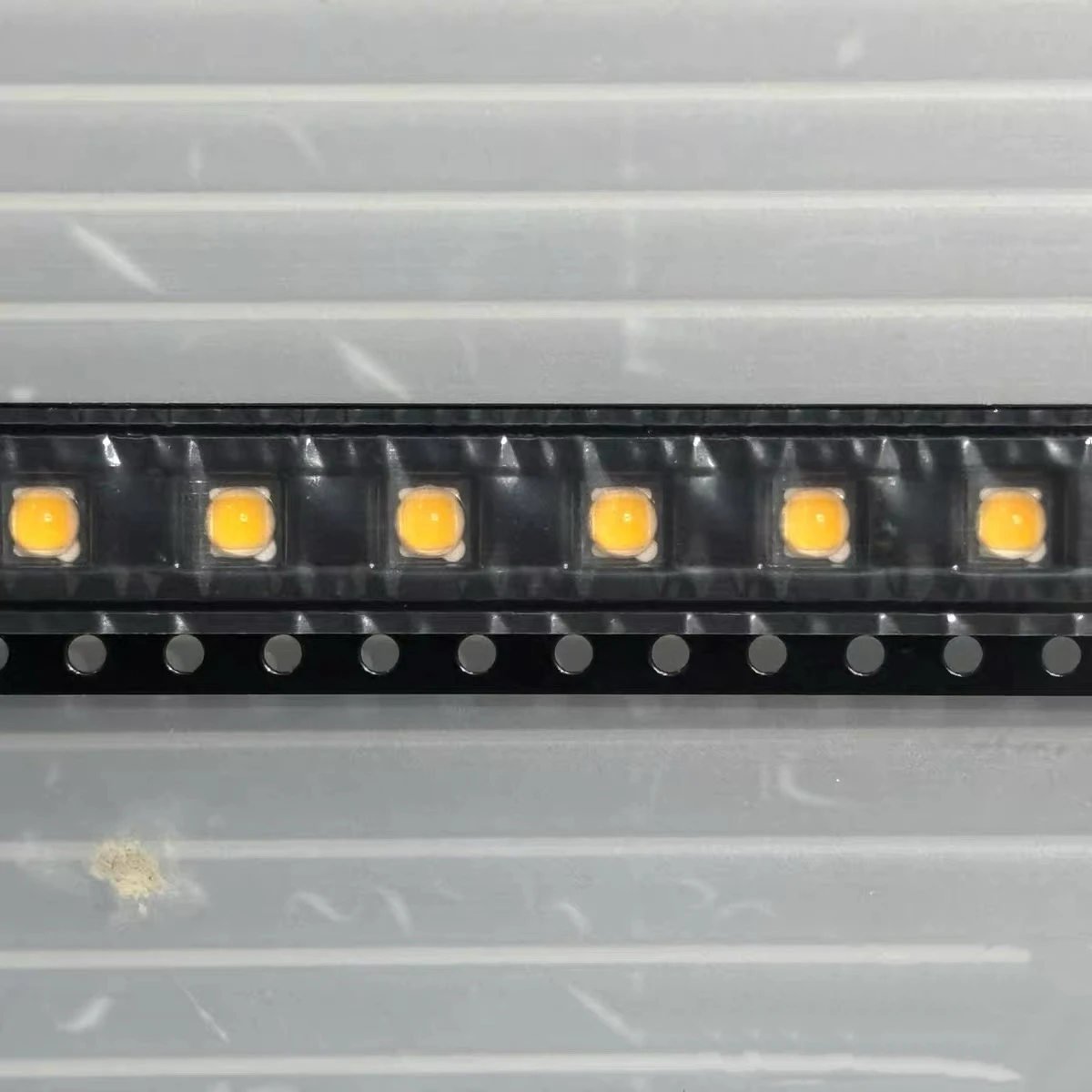 For NICHIA 219CT 96 colour development warm white ceramic 3535 LED lamp beads NVSL219CT