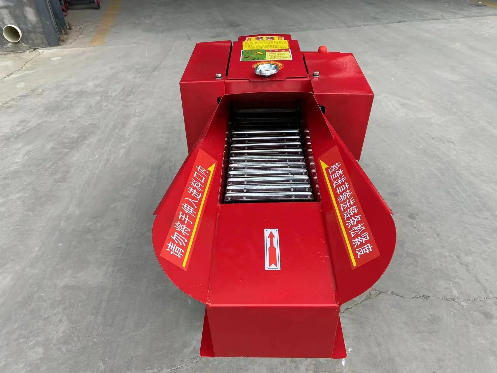 Heavy-duty Electric Chopper For Preparing Silage From Grass And Corn Stalks Small Electric Copper Wire Motor Grain Chopper