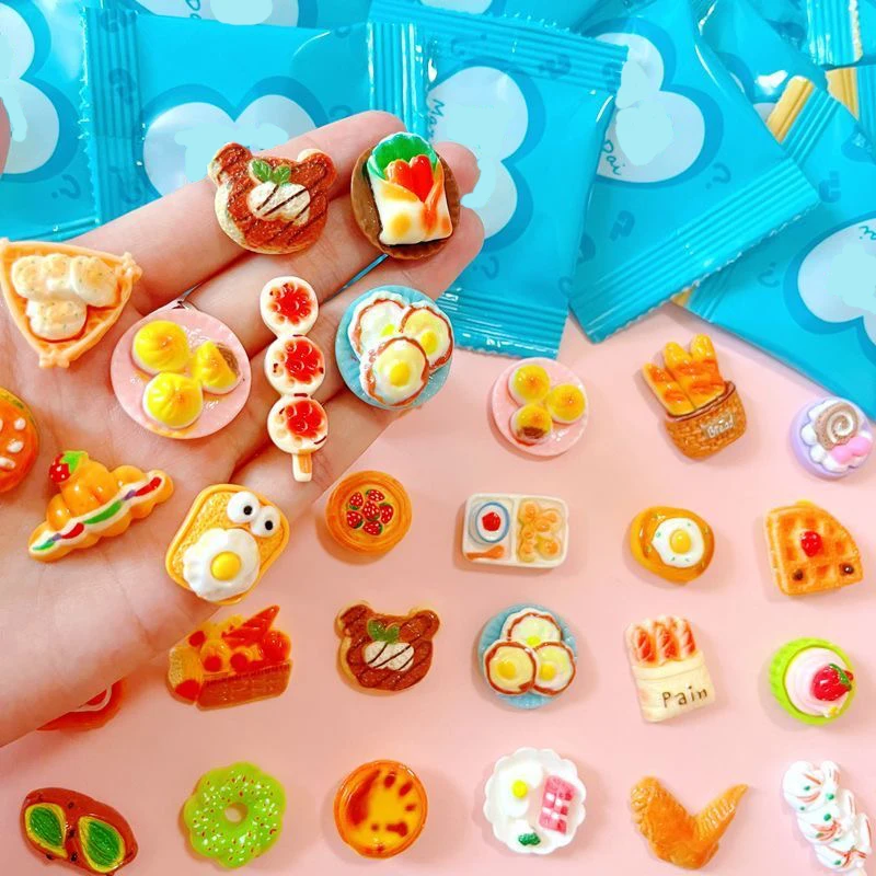 

60pcs Resin Food Blind Box Home Kitchen Decoration Mini Accessories Handicraft Model Cake Blind Bag Gift Color Randomly Sent