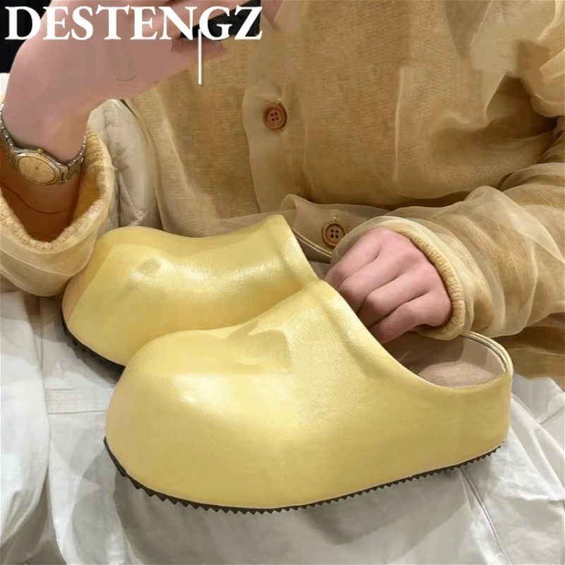 

Flats Mules Shoes Casual Slippers Women Sandals Summer Flip Flops Soft Leather 2025 Trend Sneakers Comfort Beach Mujer Slides
