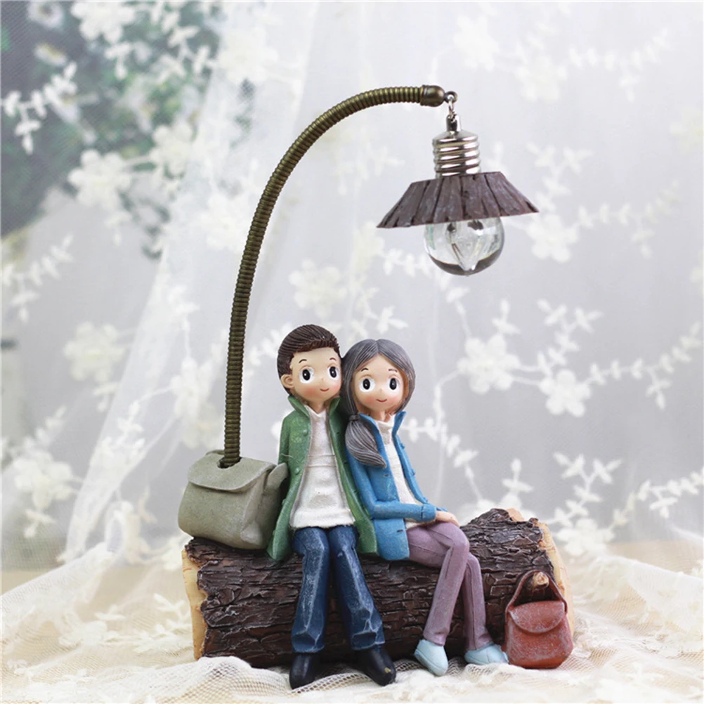 

Couple Lamps naments Resin Home Decor Personalized Gifts Statue Bedroom Living Room Study Synthetic Christmas Decor