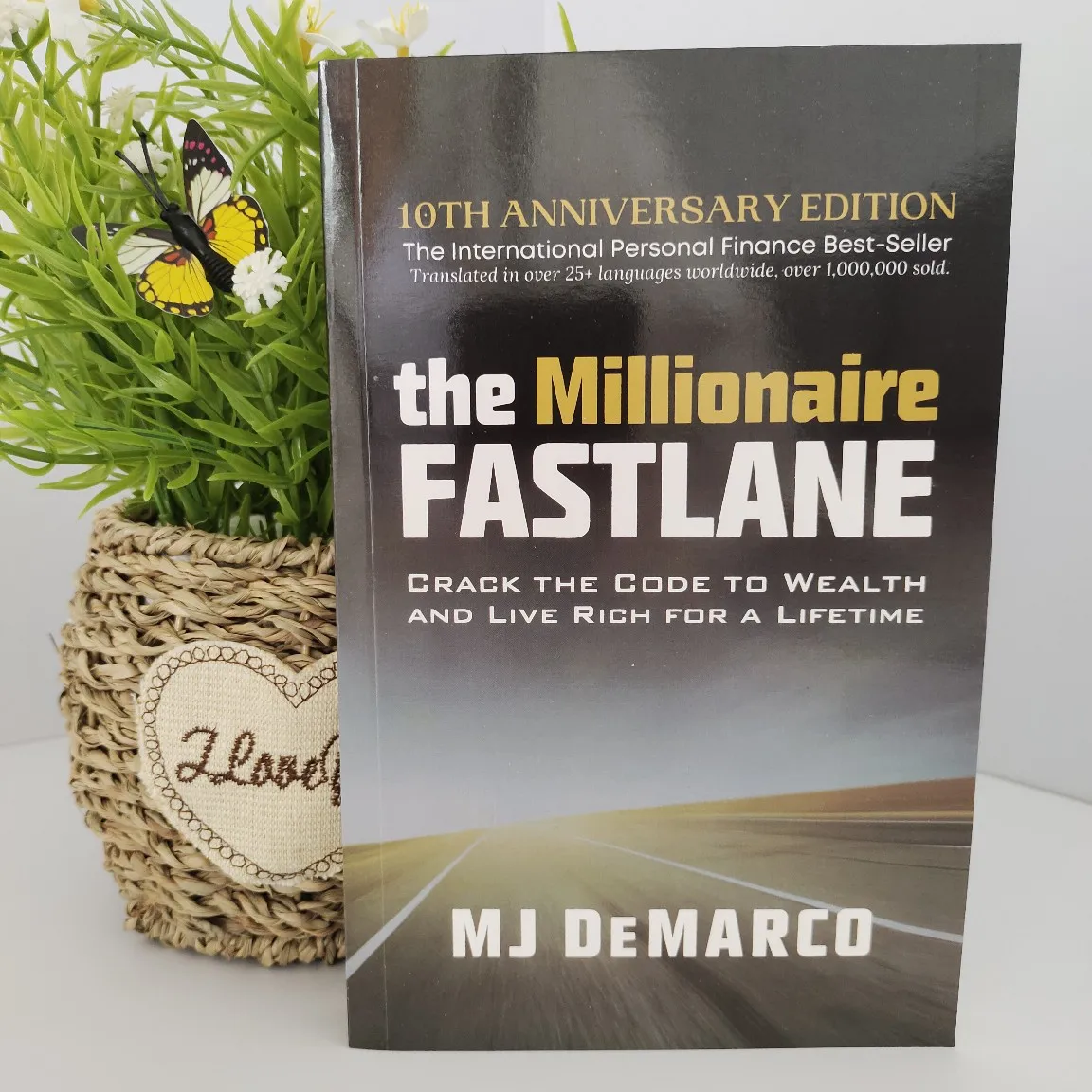 Szybka Droga do Milionera: Odkryj Sekrety Bogactwa, Uciecz z Rat Race i Buduj Szybką Drogą do Wolności Finansowej