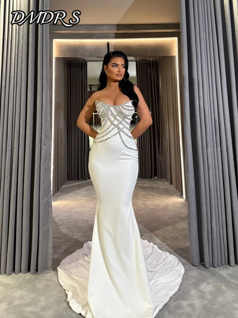 Vestido de noche elegante sin tirantes, vestido de fiesta clásico sin mangas con cuentas de cristal, corte en A romántico, largo hasta el suelo, vestidos de fiesta