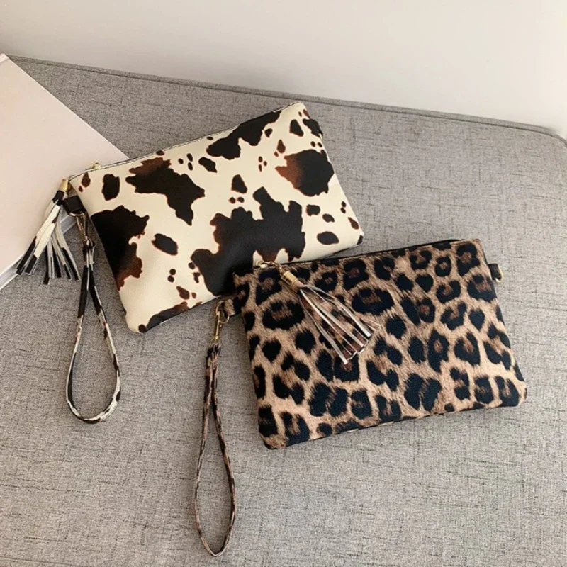 Leopard Print Women's Handbag Clutch Small Bag Large Capacity PU Leather Zipper Makeup Travel Organizer Purse for Women