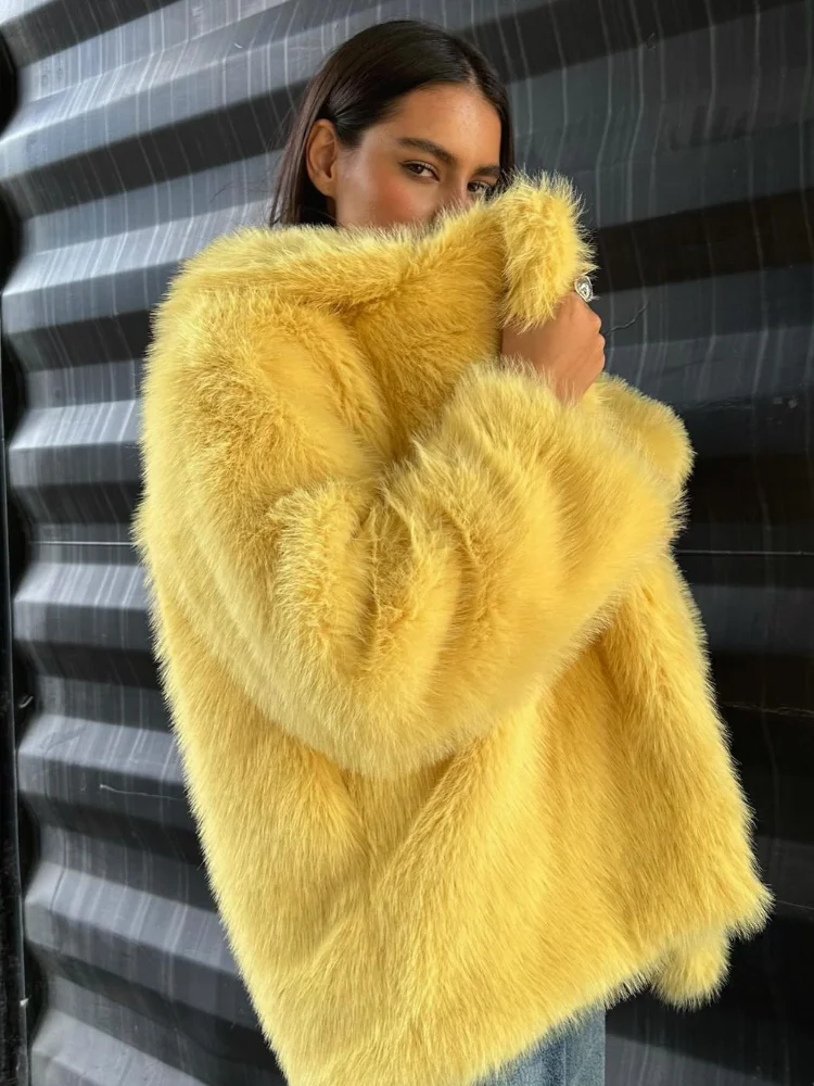 

Yellow Cropped Imitation Fur Coat Women Casual Lapel Full Sleeve Loose Fur Jacket Lady 2025 Winter Daily Commuting Streetwear