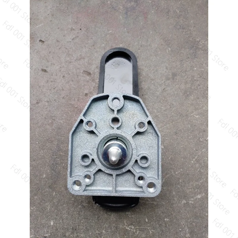 Brake Master Cylinder Pedal Assembly 355926 for Sinotruk Wangpai 737B 757B 777B Truck
