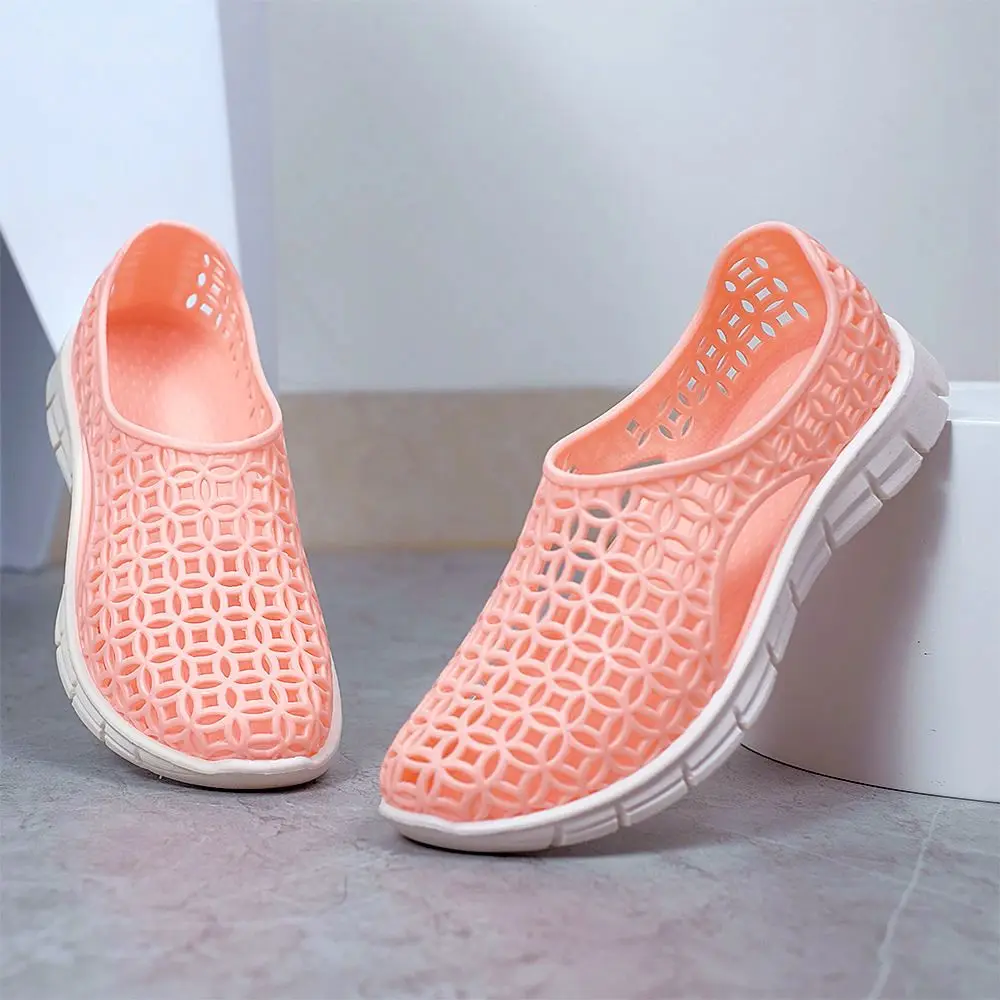 2023 New arrive women latex sandals hole slippers couple sandals mules and clogs garden shoes for women breathable beach shoes