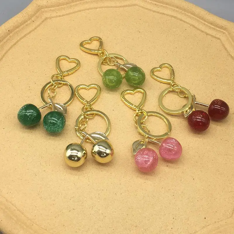 Kirsch-Anhänger Schlüsselanhänger für Frauen Niedliche Taschendekoration Multifunktionaler Schmuck Autoschlüssel-Zubehör Trendiger Charm-Schlüsselring – Detail 7