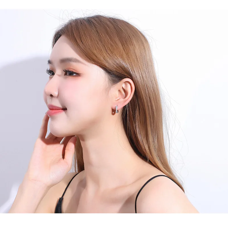 Women's 925 Sterling Silver Bow Pattern Stud Earrings