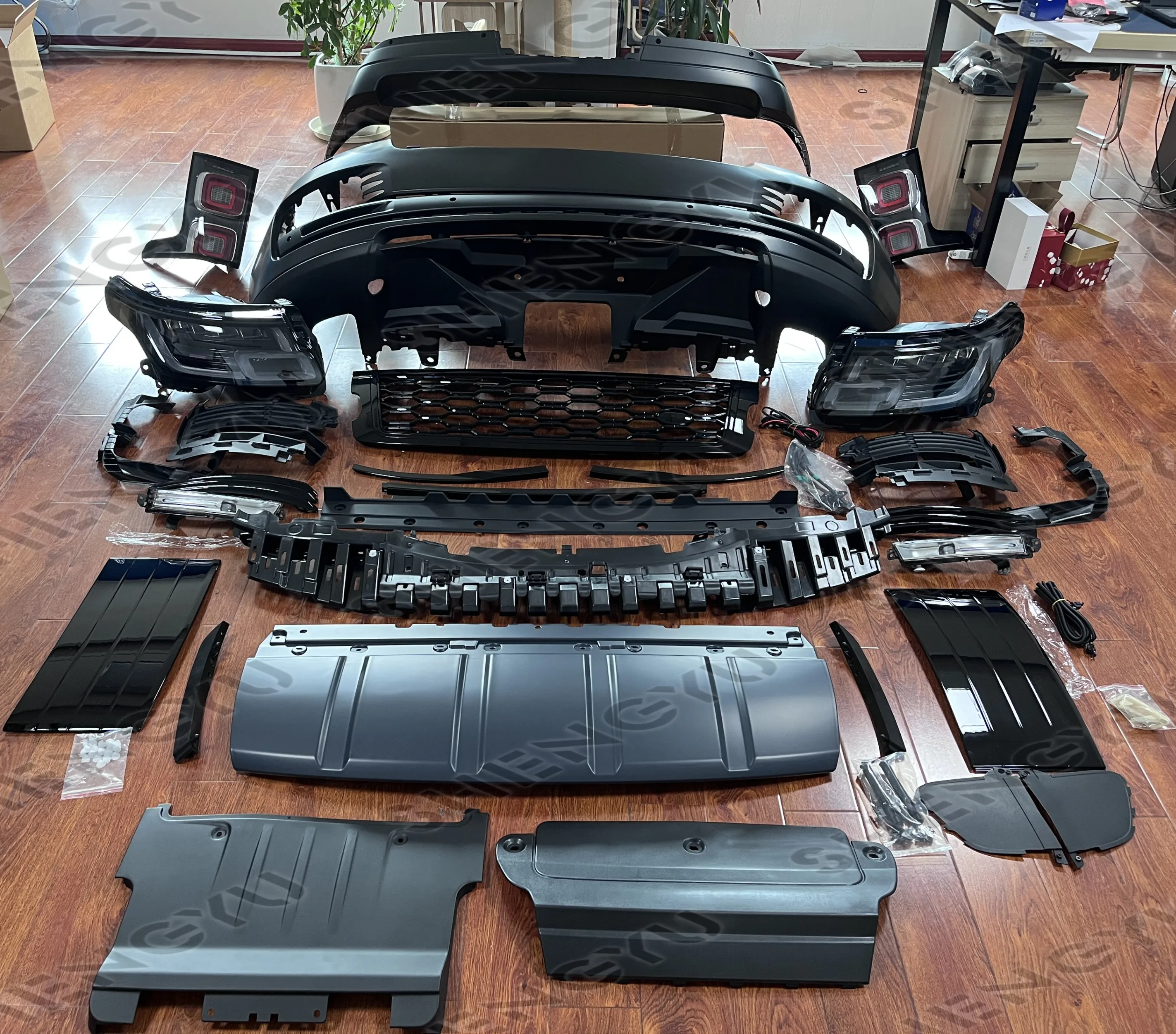 

Auto Body System for Range Rover Vogue 2013-2017 Modified to 2018 OEM with Car Bumpers Grille Hood Headlight Tail Light