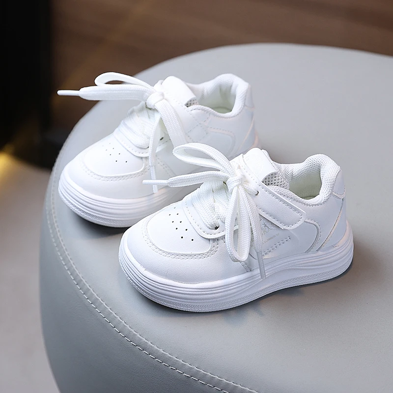 Children's White Sneakers 2026 Spring/Summer New Style Lightweight Unisex Casual Flat Shoes Soft Bottom Baby Footwear