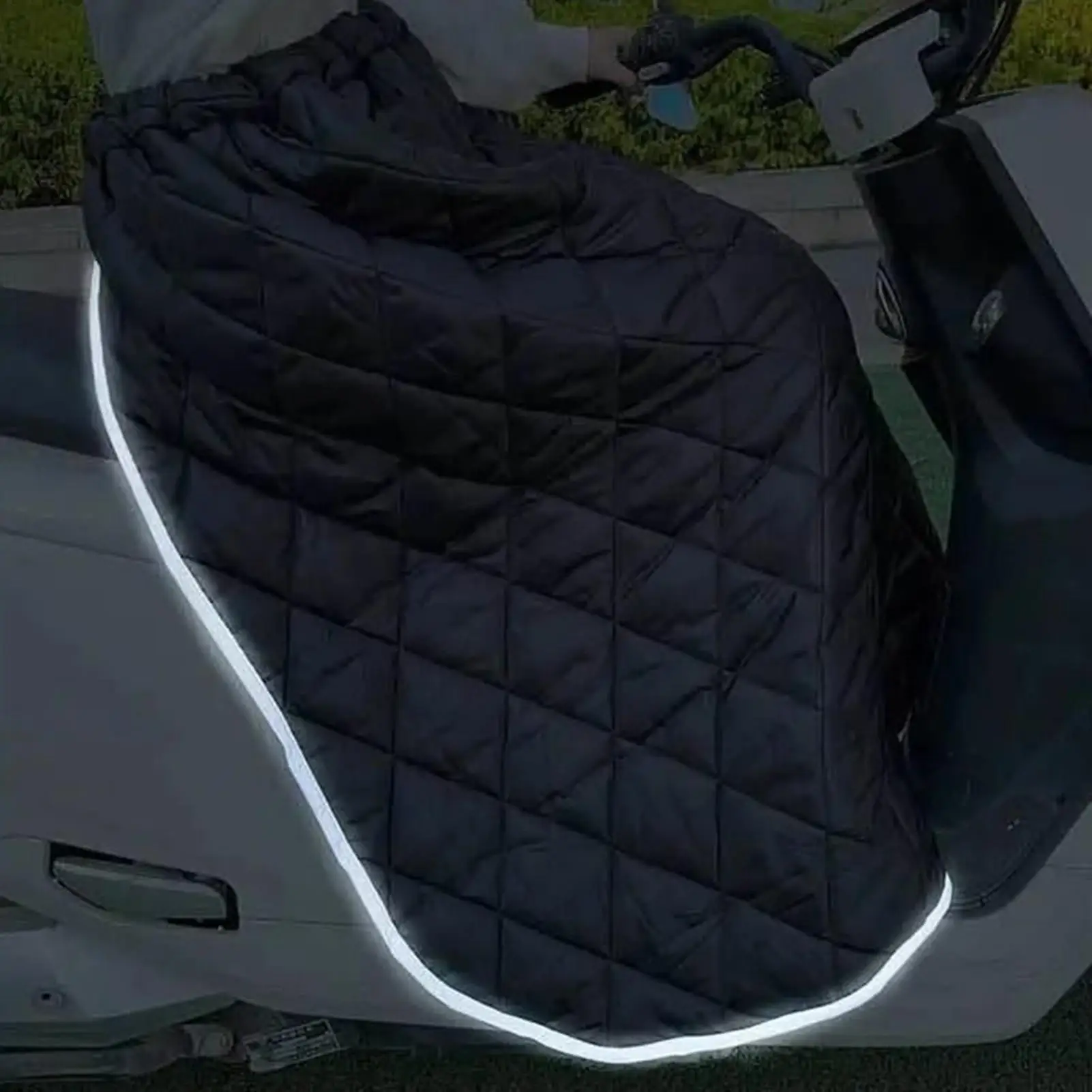 

Motorcycle Leg Cover Waterproof Windproof Quilt Apron Leg for Fall Winter Cold Weather Outdoor Riding Scooter Electric Bicycles