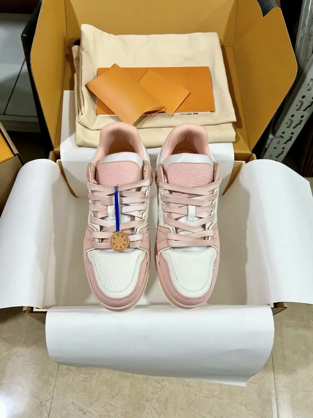 Minimal Light Luxury Design Style Casual Sneakers, Fashion Thick Sole Skate Shoes, Unisex Retro Trend Skate Shoes Breathable Wear-resistant Daily Street Sports Casual Shoes