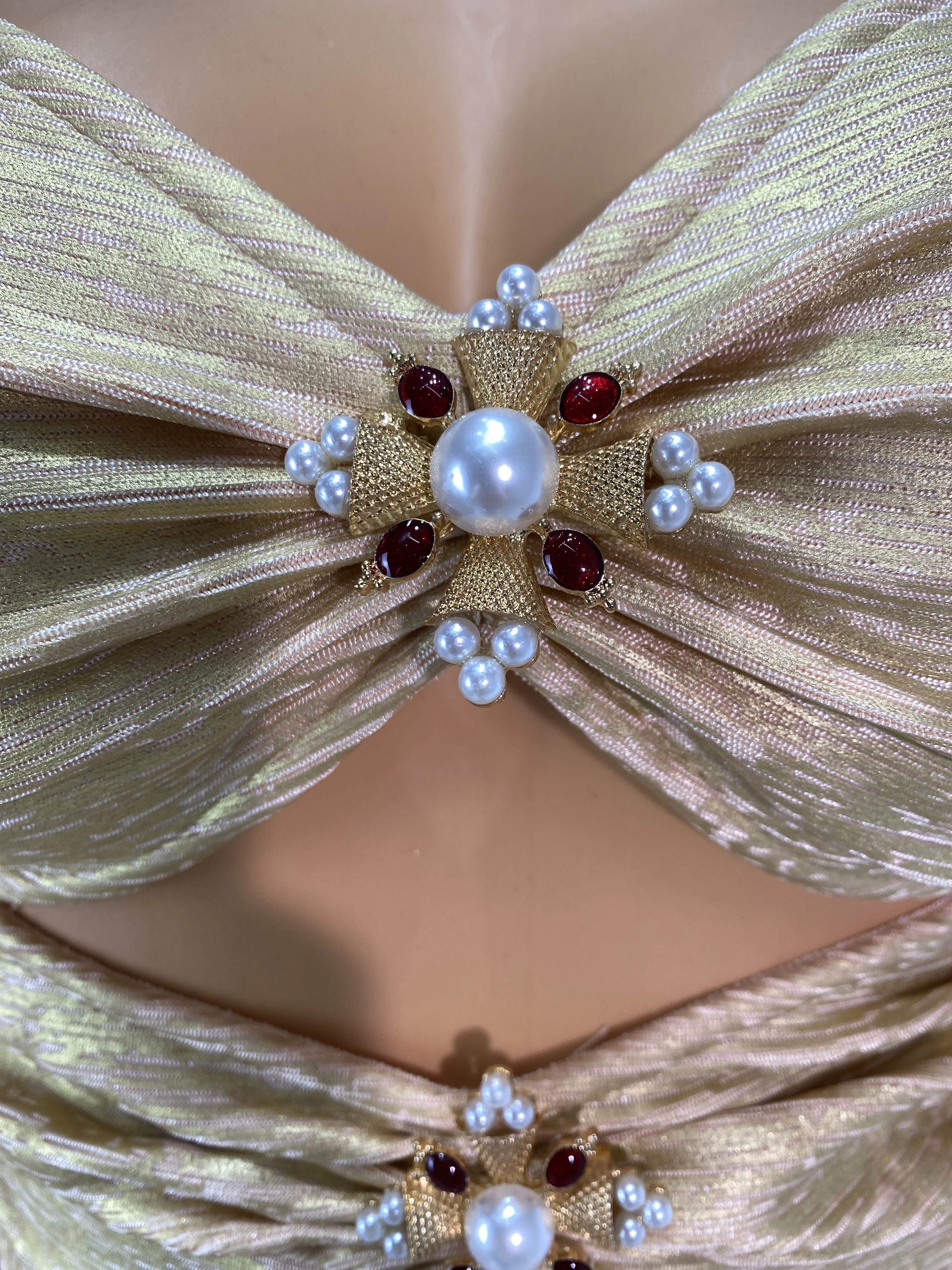 Frauen Sommer Mode Sexy Gold Kette Spaghetti Strap Cut Out Offenes Bein Bronzing Verband Kleid High Street Abend Club Party Tragen