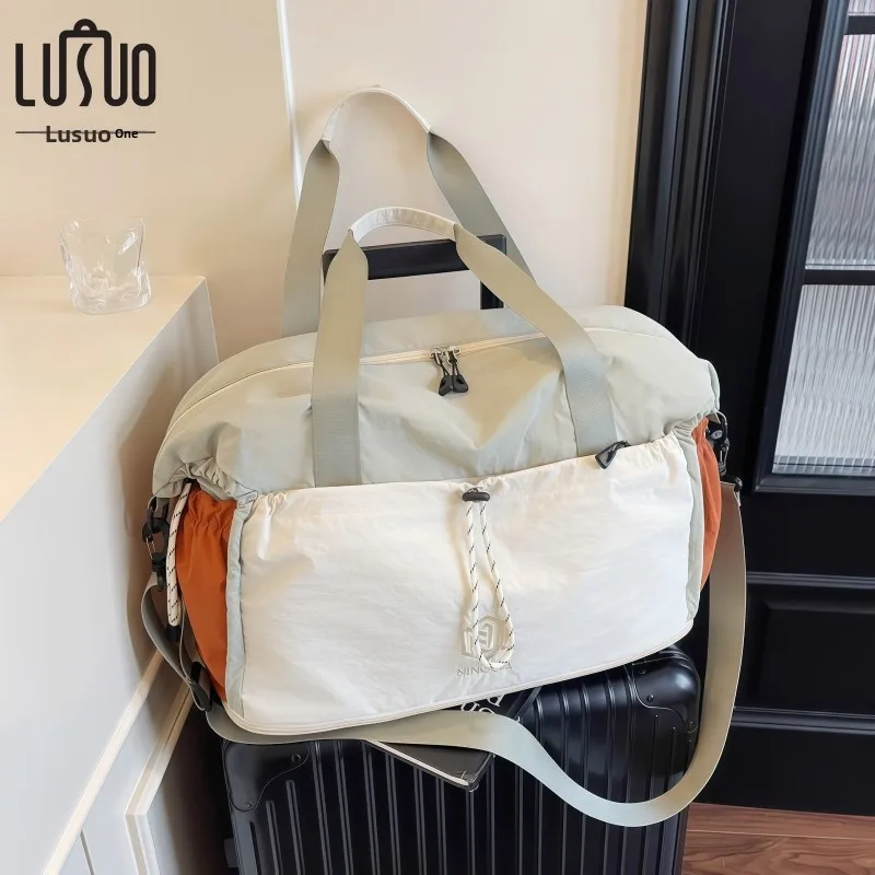 

Faionable Large Capaci Ladies Travel Bag Casual Handheld Che-In Bag for Outings Leisure Nylon Material No Foldable